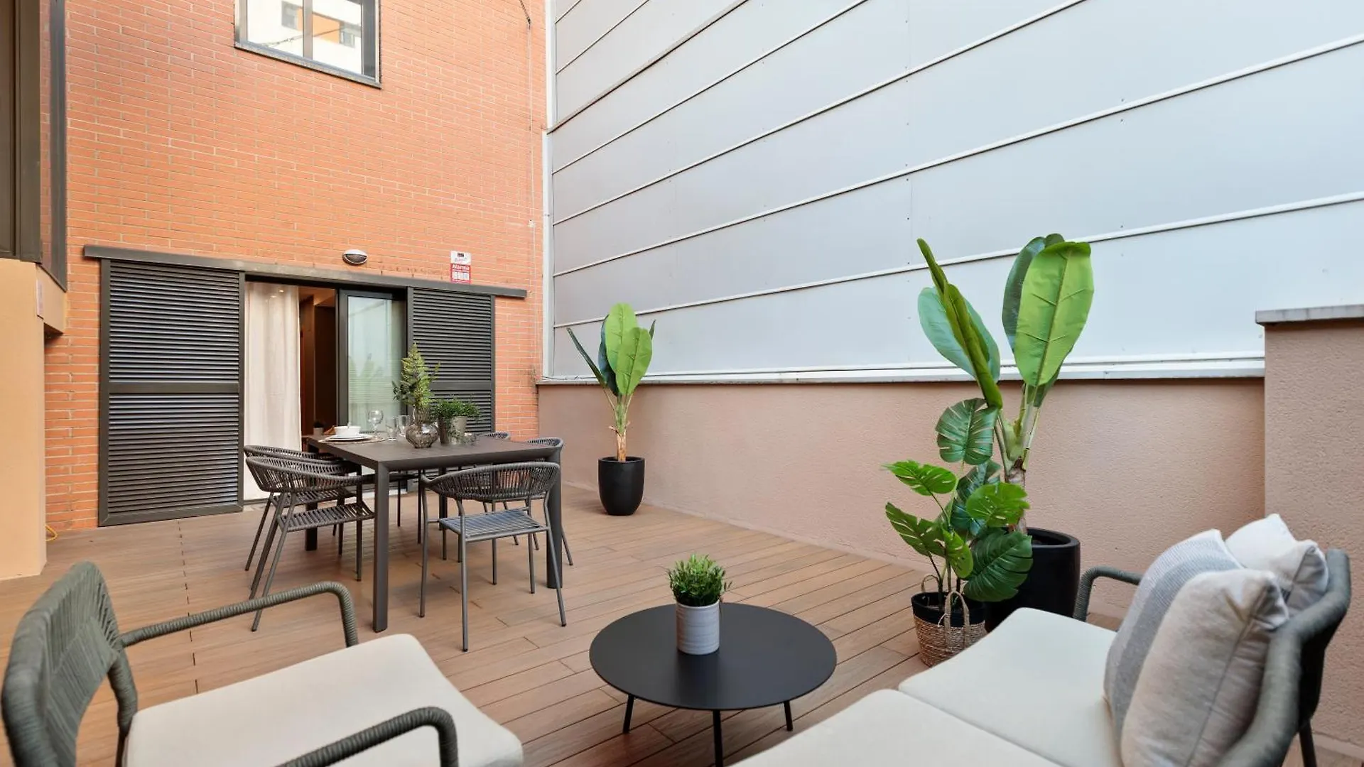 Apartments Sata Olimpic Village Area Barcelona 0*,  Spain
